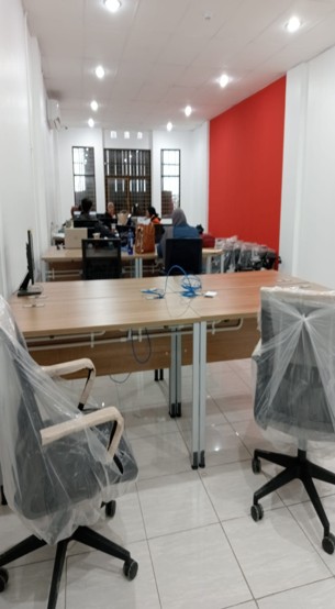 Renovasi Interior Kantor & Peningkatan Ruang Kerja — 10